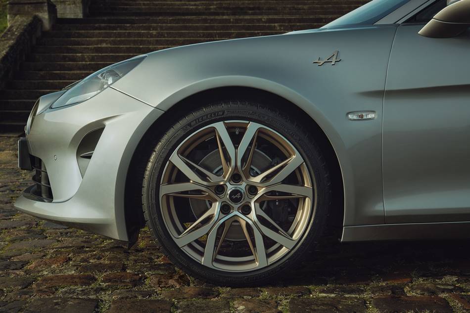 Karşınızda Alpine 110 Legende GT Serisi