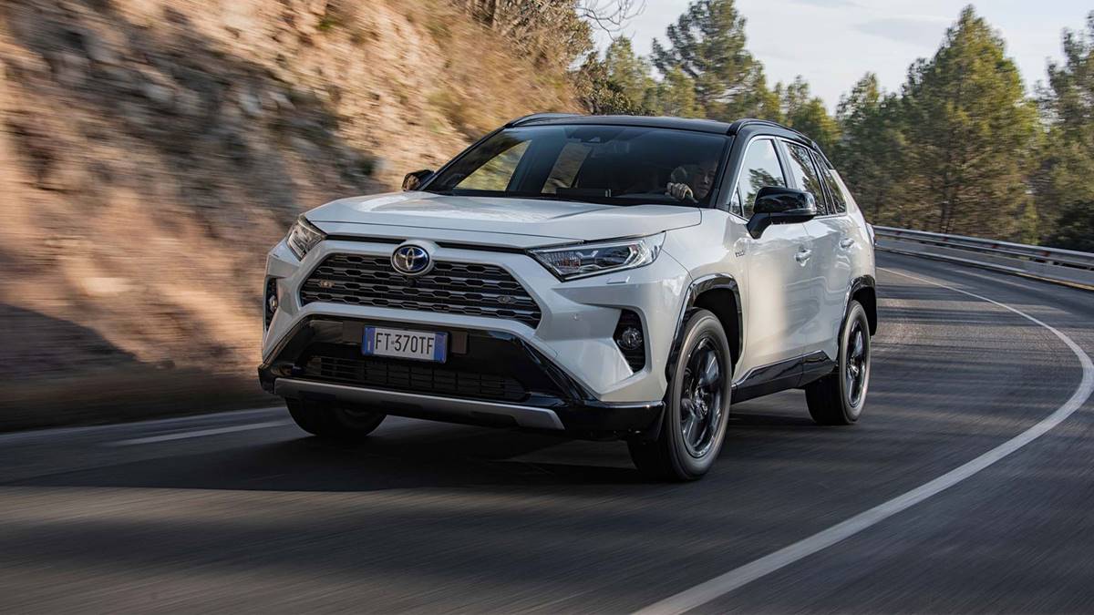 Toyota'dan RAV4 Hybrid Passion X-Sport Modeli