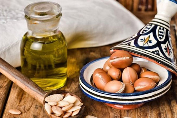 Argan Yağı Mucizesi Bacak Çatlakları